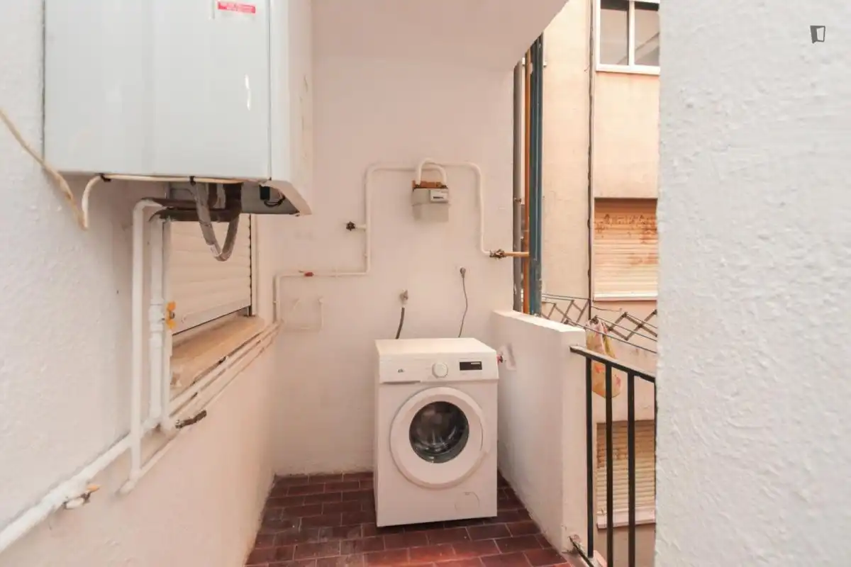 Room in Centre
