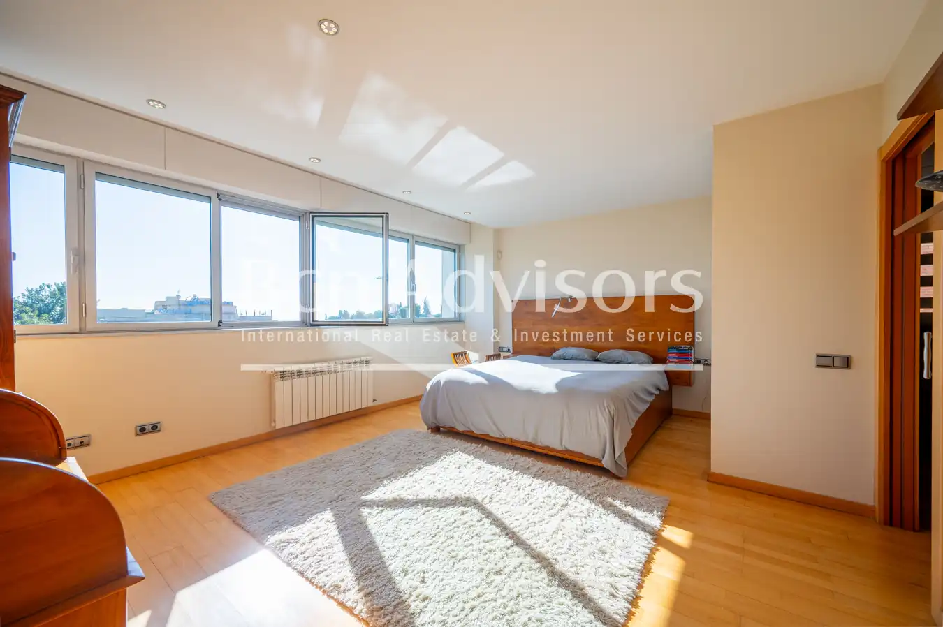 Habitación de Casa o chalet en venta en Barcelona con Aire acondicionado, Calefacción y Jardín privado