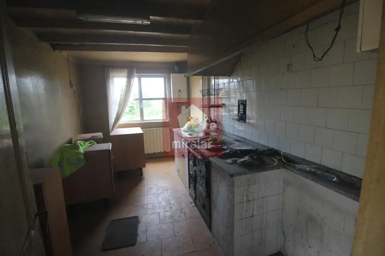 Cocina de Casa o chalet en venta en Ponteareas con Calefacción y Jardín privado