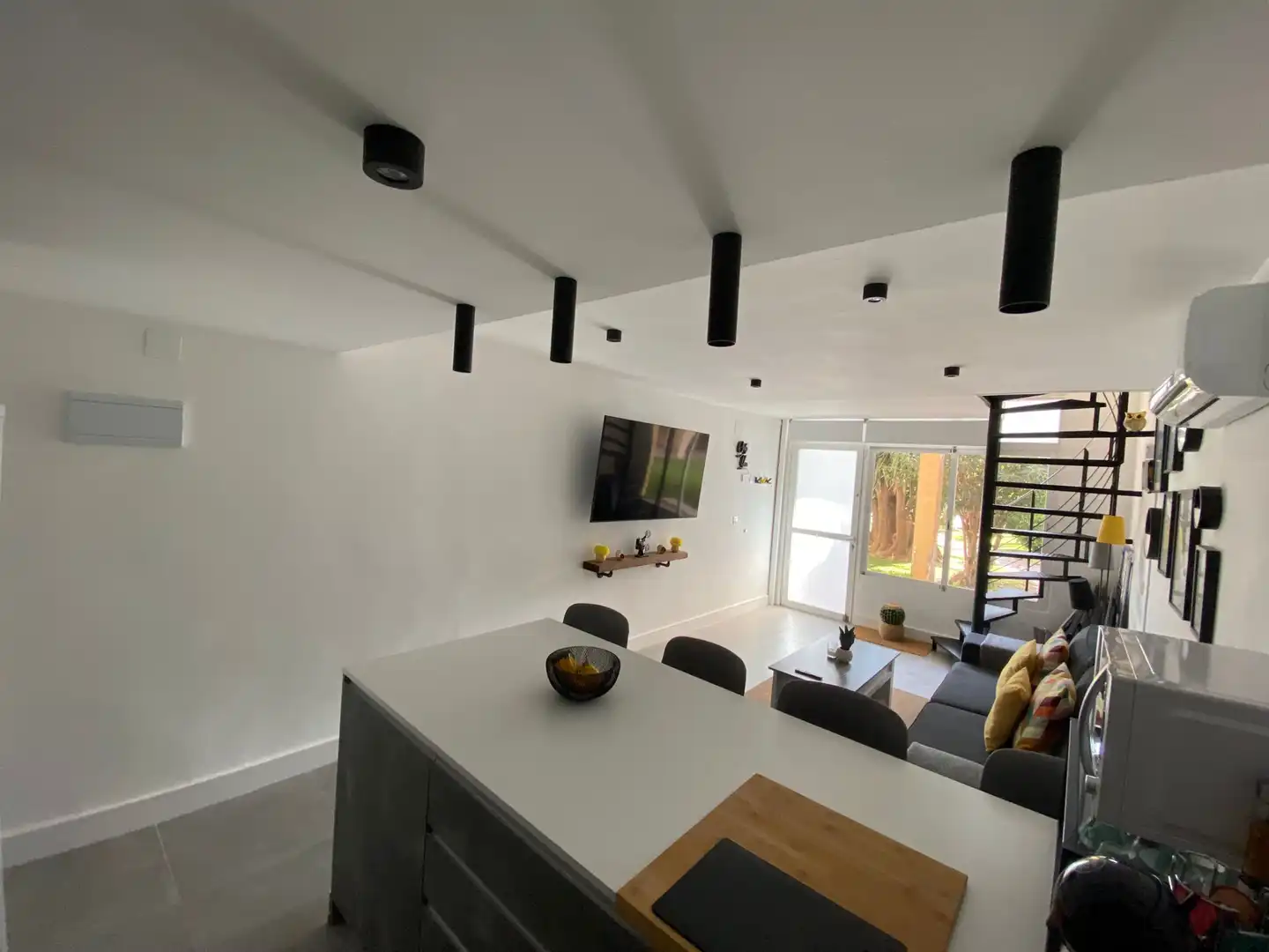 Flat for rent in Torremolinos  with Air Conditioner, Heating and Furnished