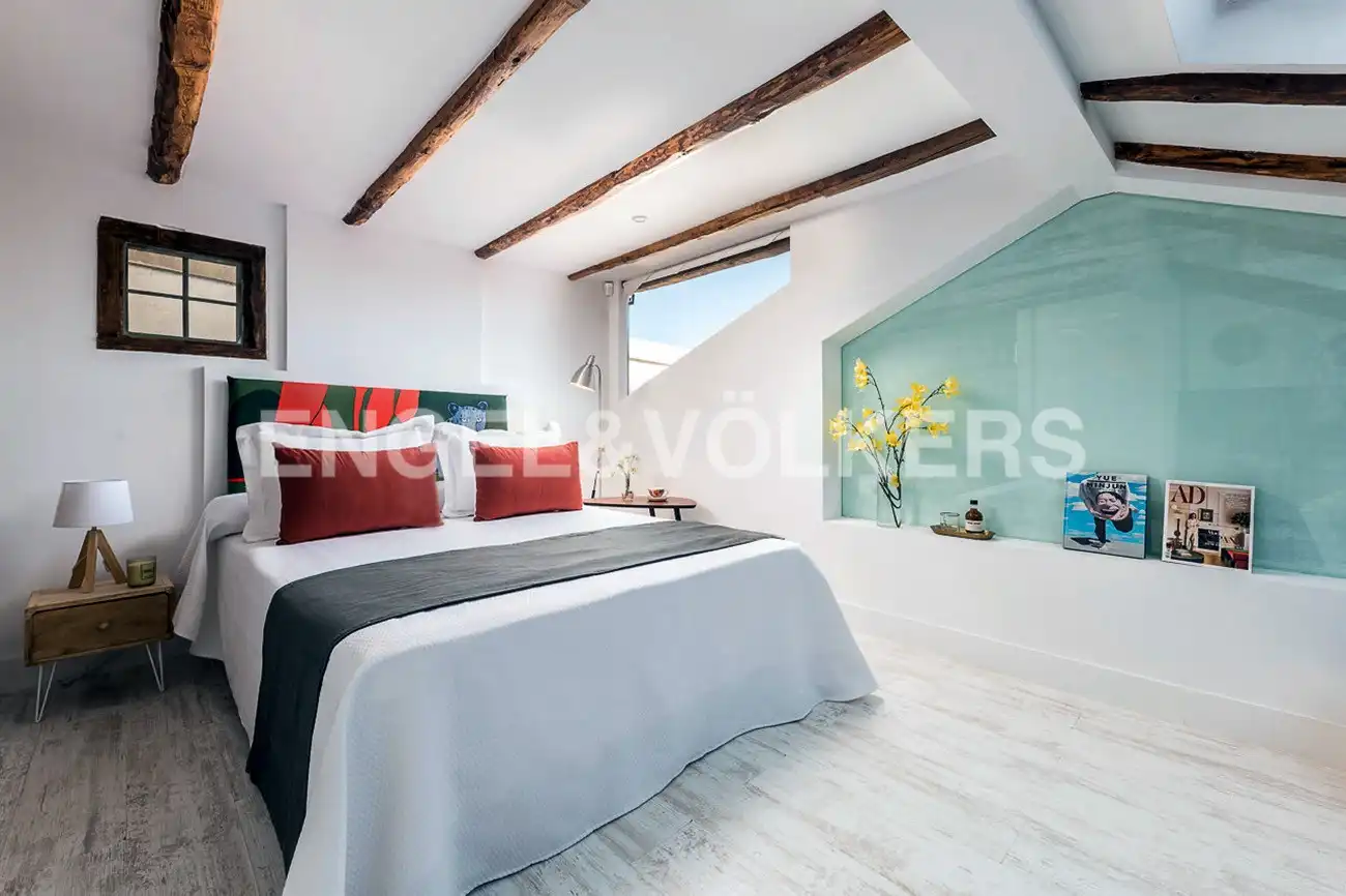 Habitación de Ático de alquiler en Madrid con Aire acondicionado, Calefacción y Terraza