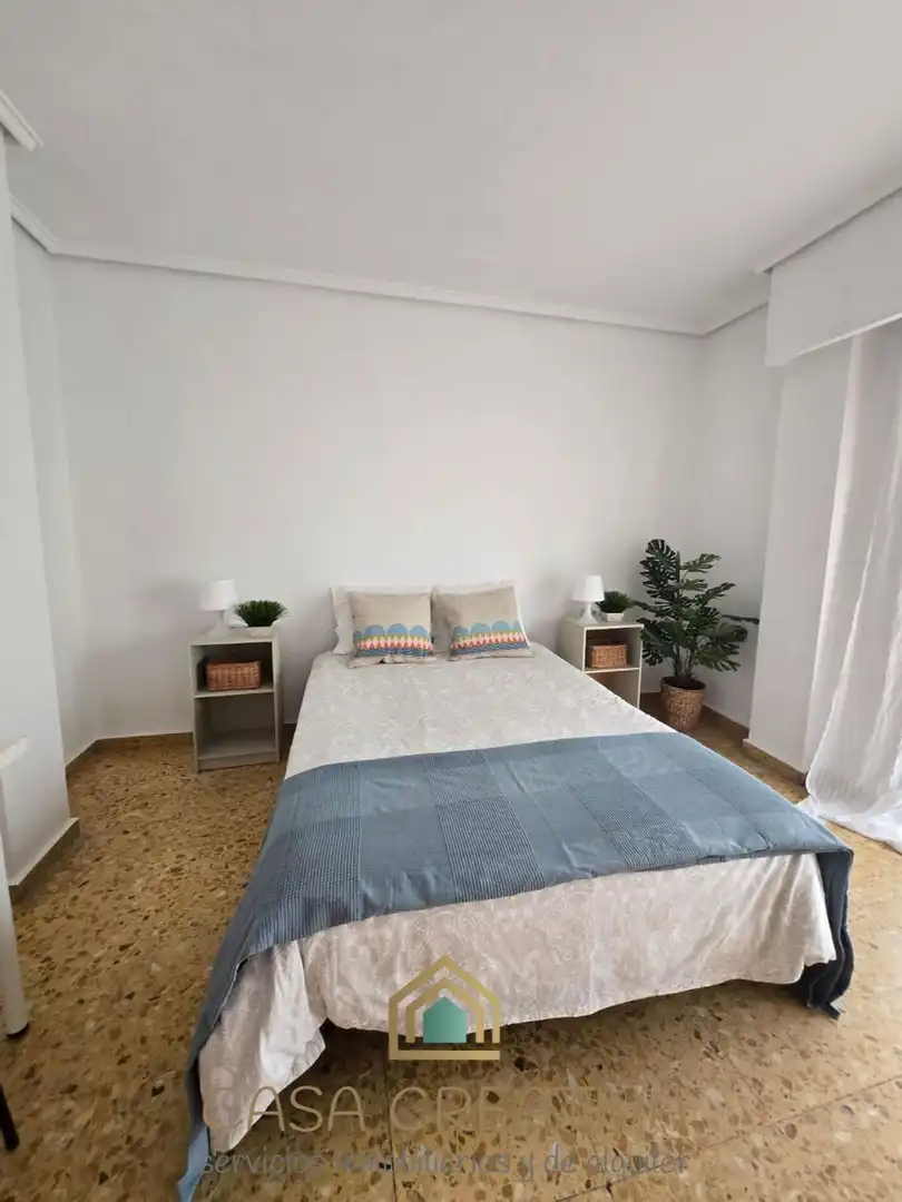 Habitación de Piso de alquiler en Valencia con Terraza, Amueblado y Balcón