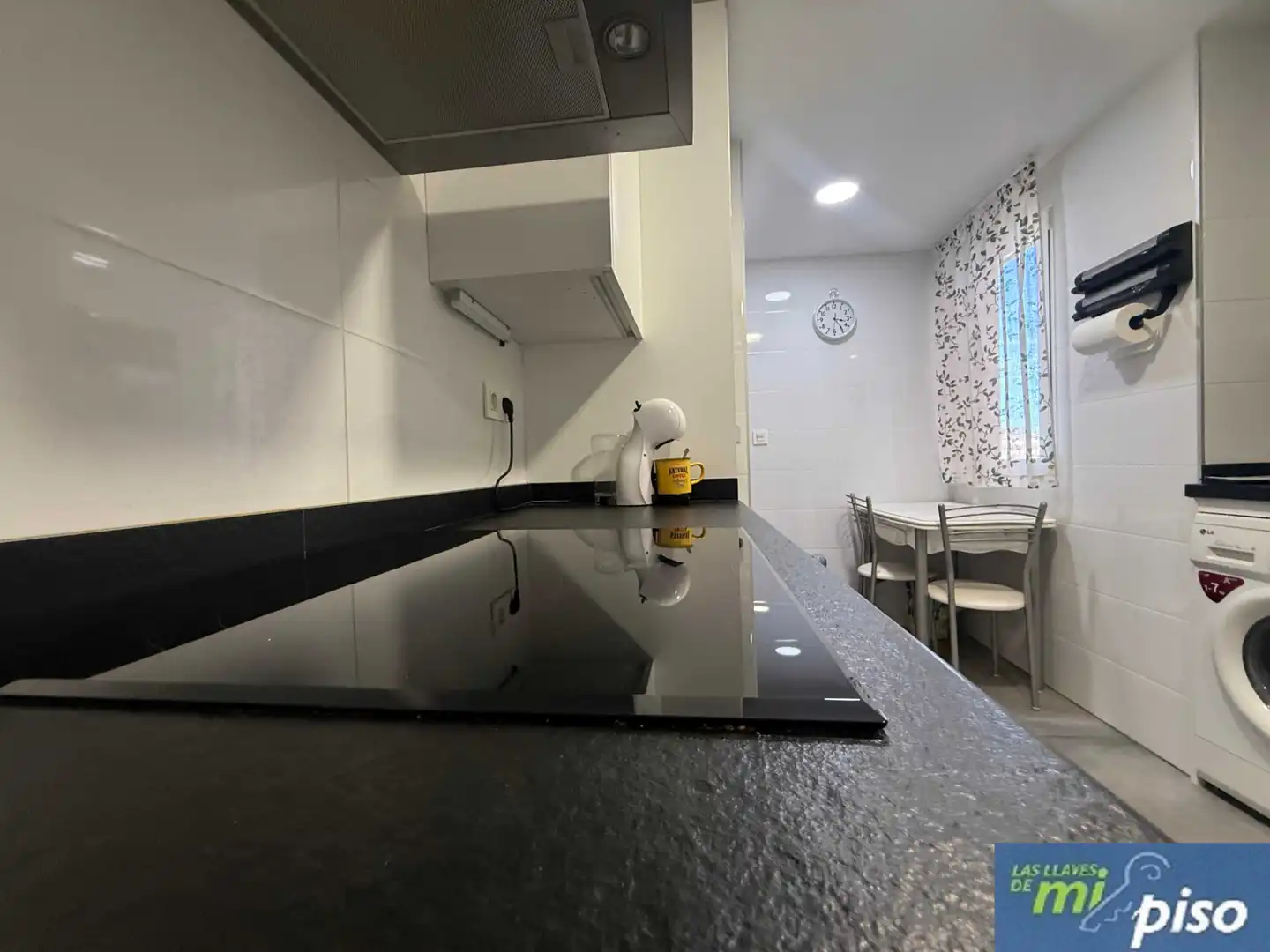 Cocina de Piso en venta en Valladolid con Calefacción, Parquet y Terraza