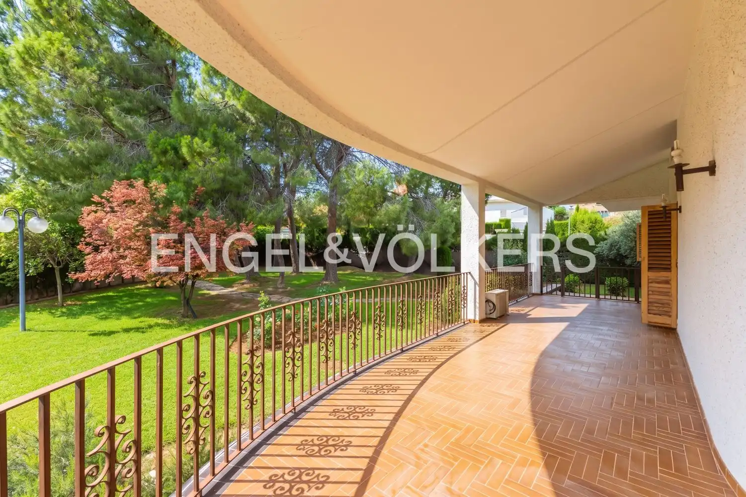 Terraza de Casa o chalet en venta en Chiva con Aire acondicionado, Calefacción y Jardín privado