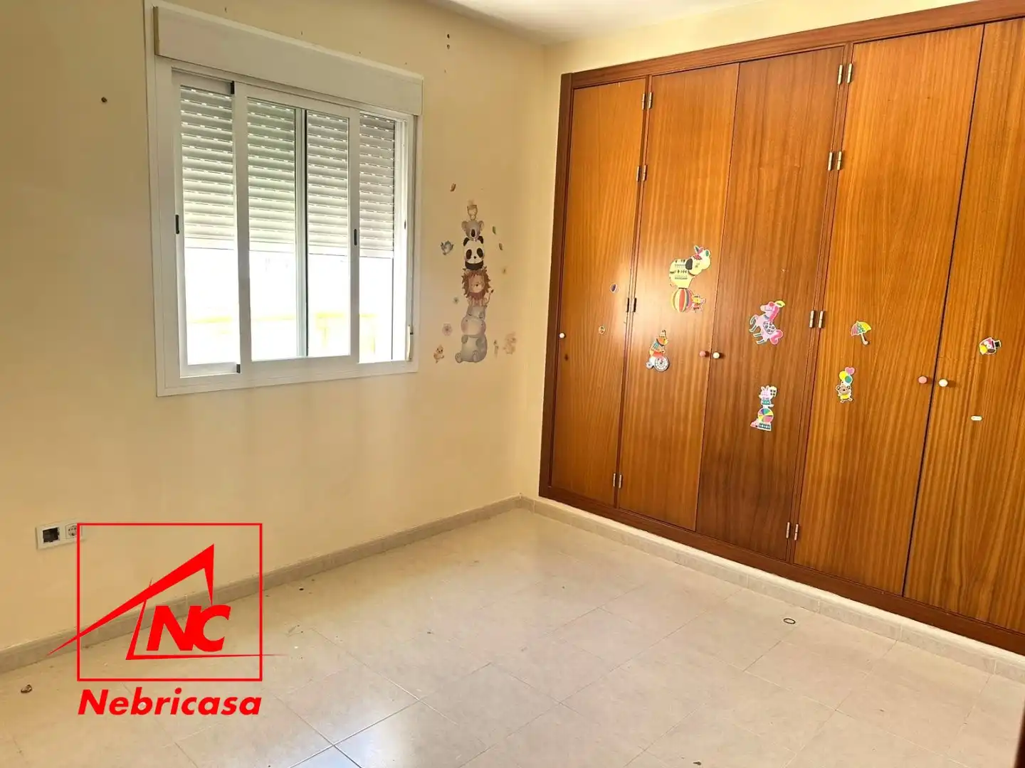 Habitación de Casa o chalet en venta en El Cuervo de Sevilla con Terraza y Balcón