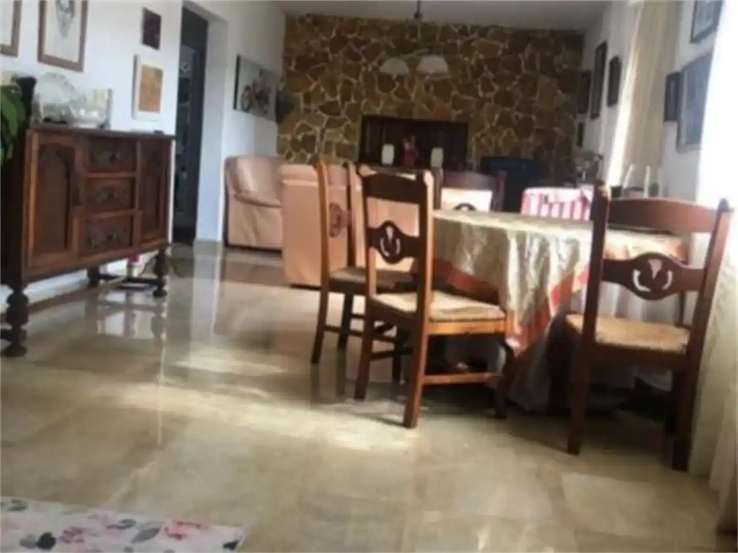 Menjador de Casa o xalet de lloguer en  Almería Capital amb Aire condicionat i Piscina