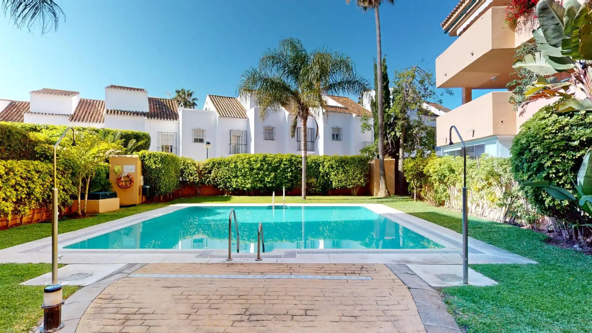 Jardí de Pis en venda en Marbella amb Jardí privat, Terrassa i Balcó