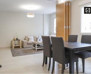 Dining room of Flat to rent in  Madrid Capital  with Air Conditioner, Heating and Furnished