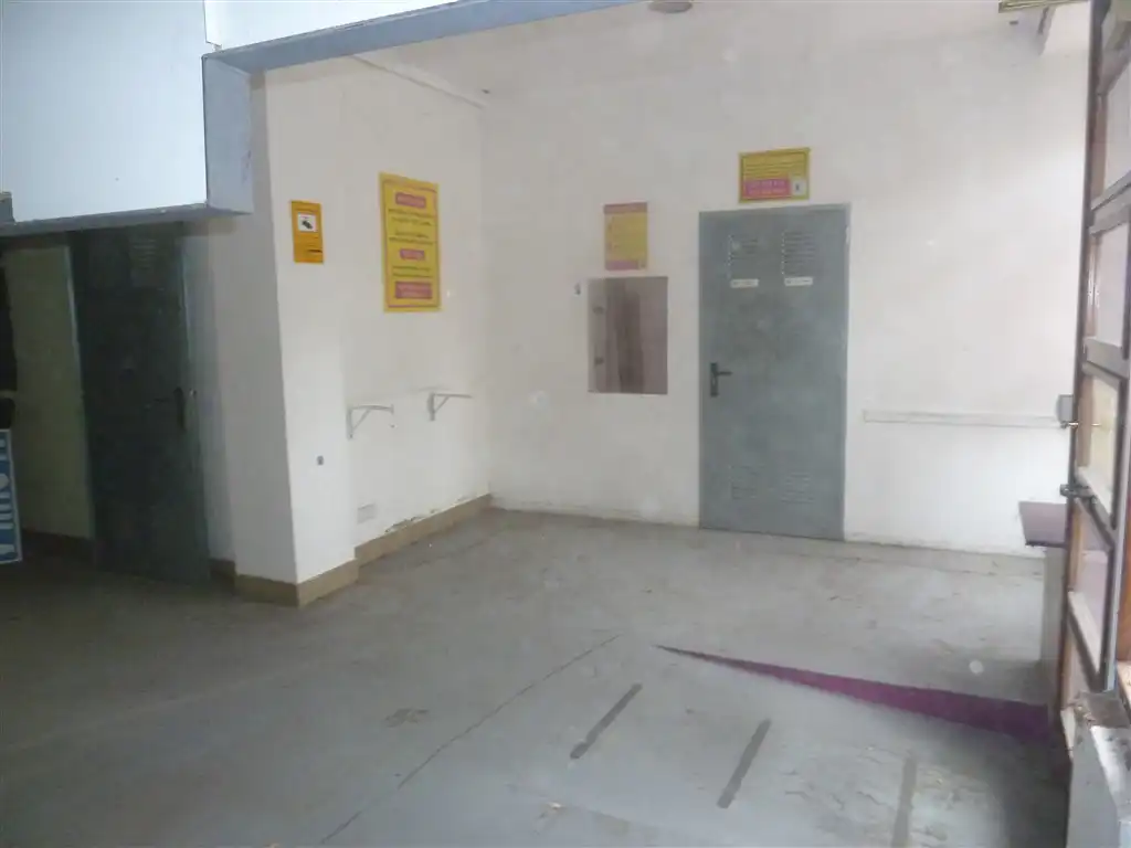 Commercial properties for rent in Calle de Iñigo Arista, Iturrama