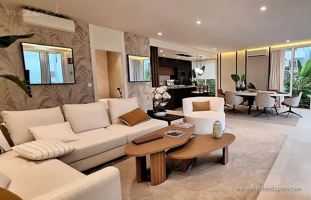 Chalet con piscina en venta en Riviera del Sol, imagen 9