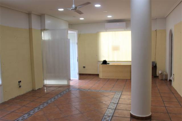 Local comercial en Venta en Tomelloso