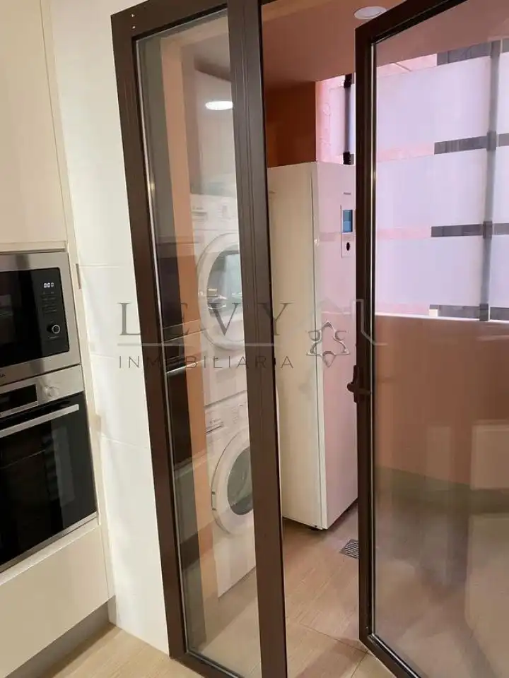 Piso en venta en Málaga con Calefacción, Trastero y Piscina