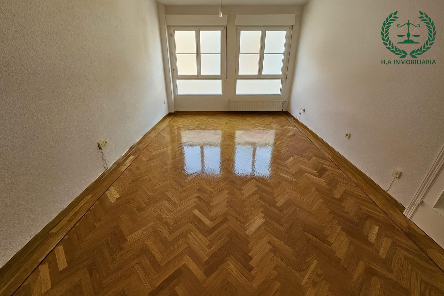 Dormitori de Pis en venda en San Agustín del Guadalix amb Calefacció i Parquet