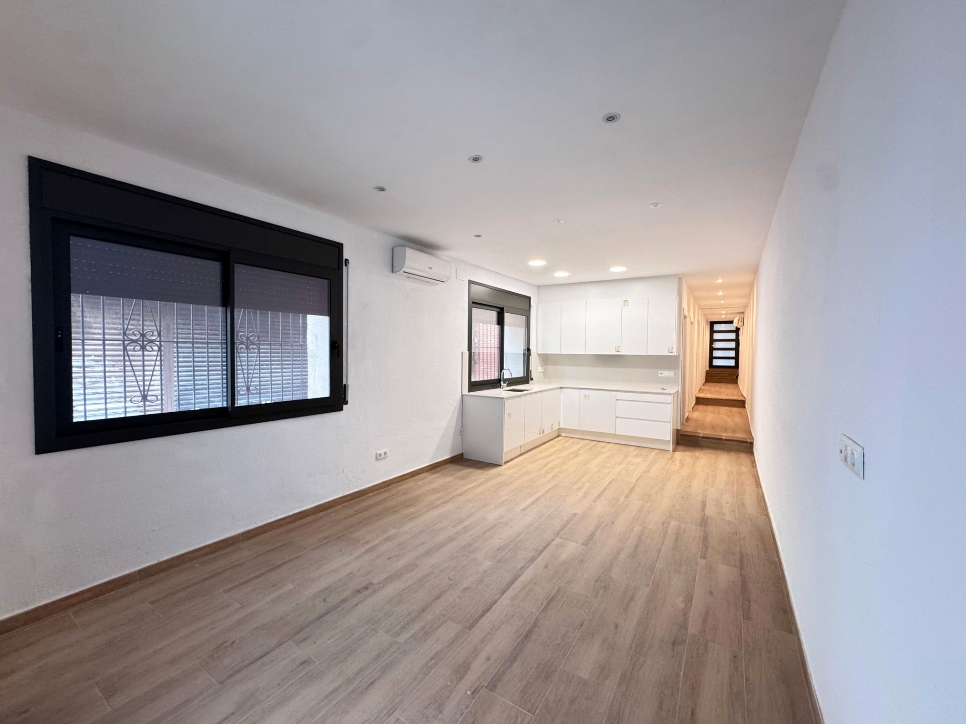 Premises for sale in Sant Celoni  with Air Conditioner, Heating and Terrace