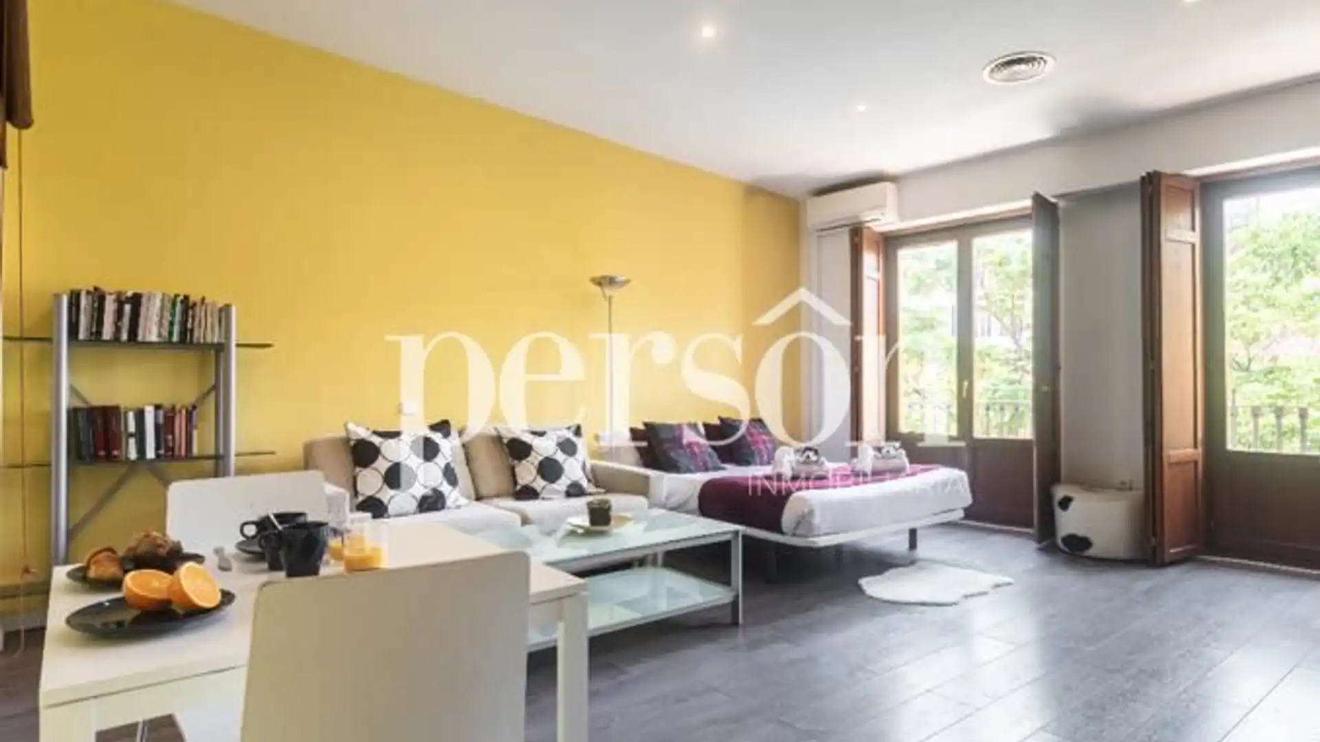 Habitación de Ático de alquiler en  Valencia Capital con Aire acondicionado, Calefacción y Parquet