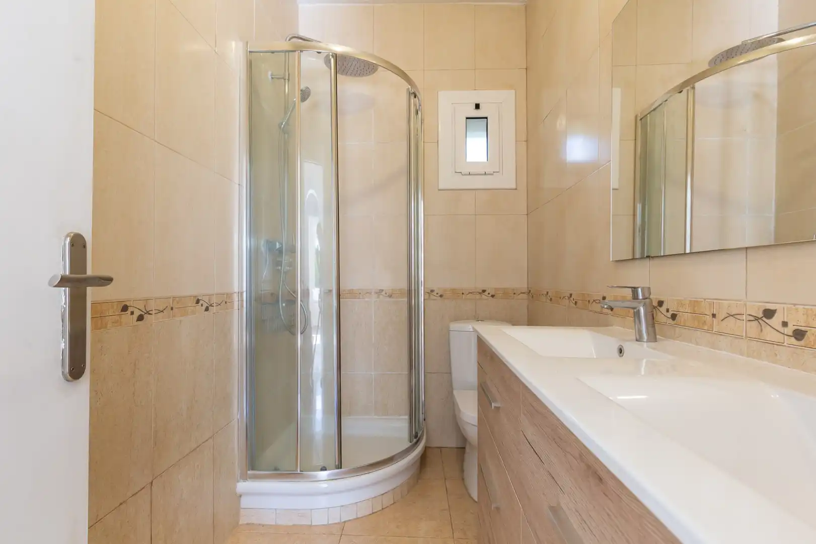 Bathroom of Houses for sale in Sant Cugat del Vallès  with Air Conditioner, Heating and Terrace