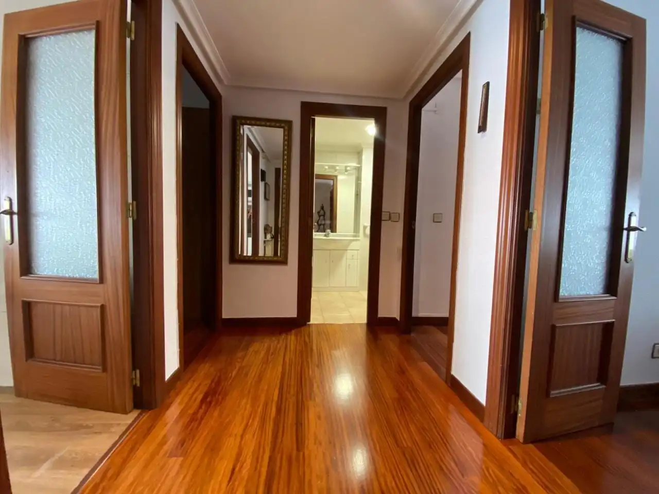 Apartament de lloguer en León Capital  amb Calefacció i Moblat