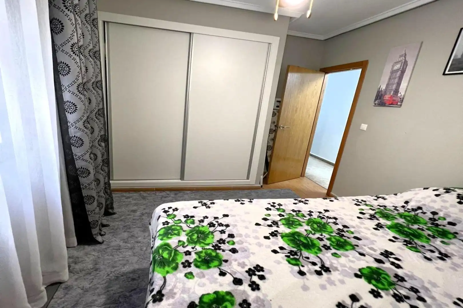 Dormitori de Apartament en venda en Torrevieja amb Aire condicionat, Calefacció i Terrassa