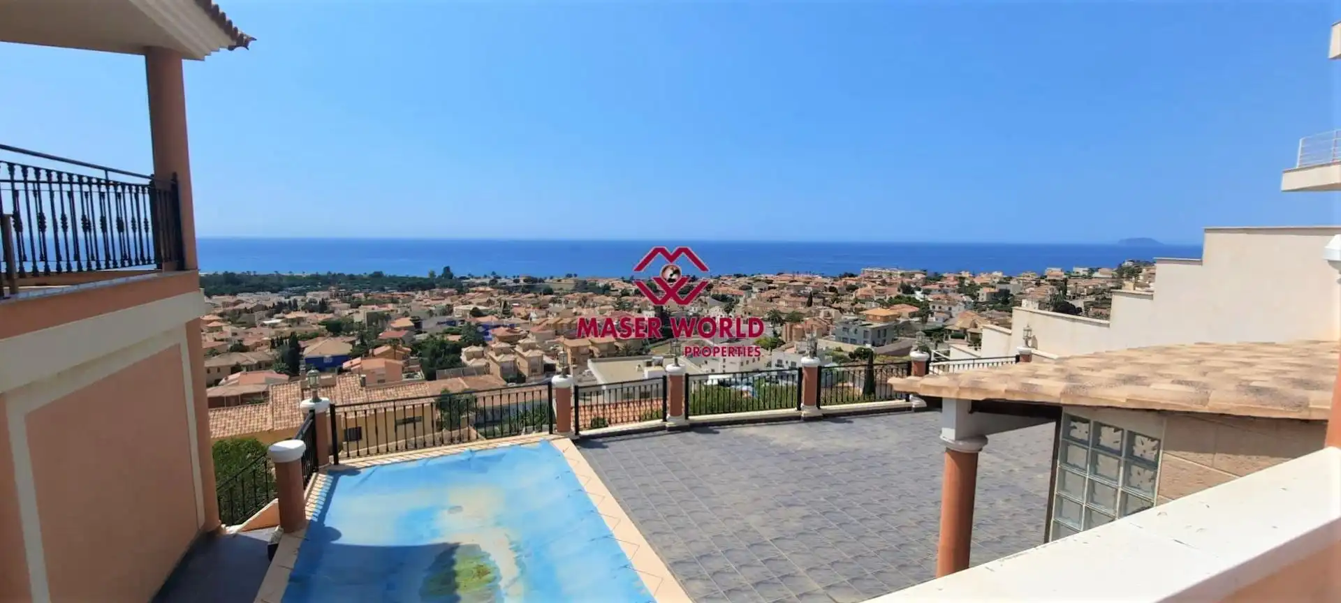 Vista exterior de Casa o xalet en venda en Mazarrón amb Jardí privat, Terrassa i Piscina