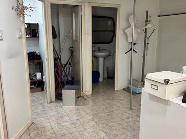 Local comercial en venta en Numancia - San Fernando