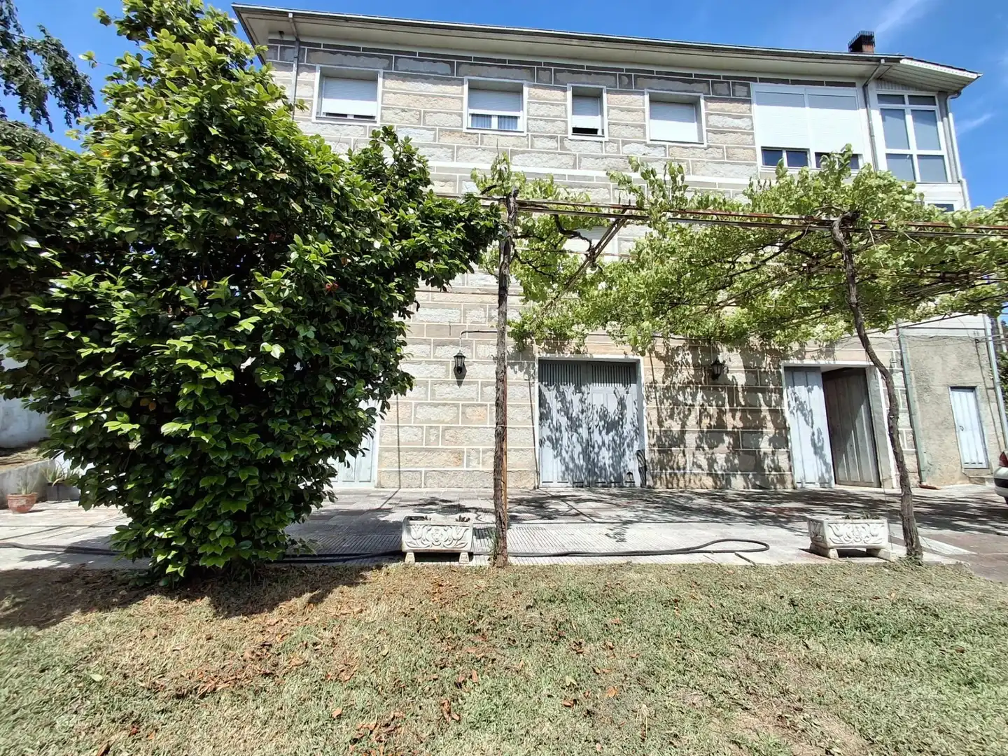 Exterior view of Houses for sale in Ourense Capital   with Air Conditioner, Heating and Private garden