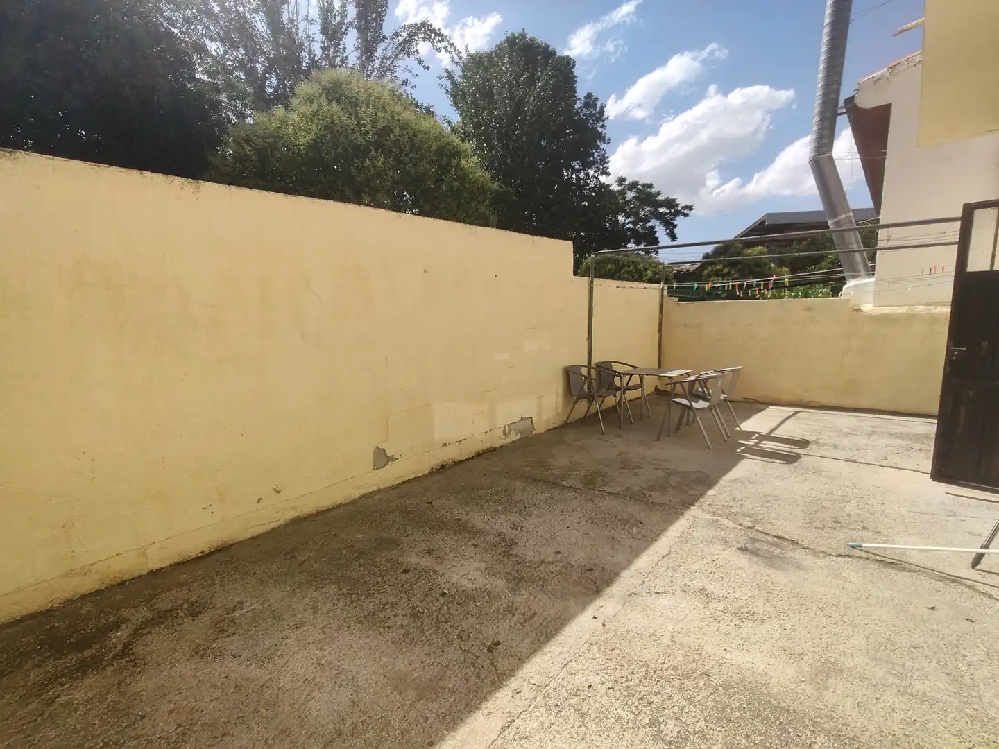 Jardí de Casa o xalet en venda en Baza amb Moblat