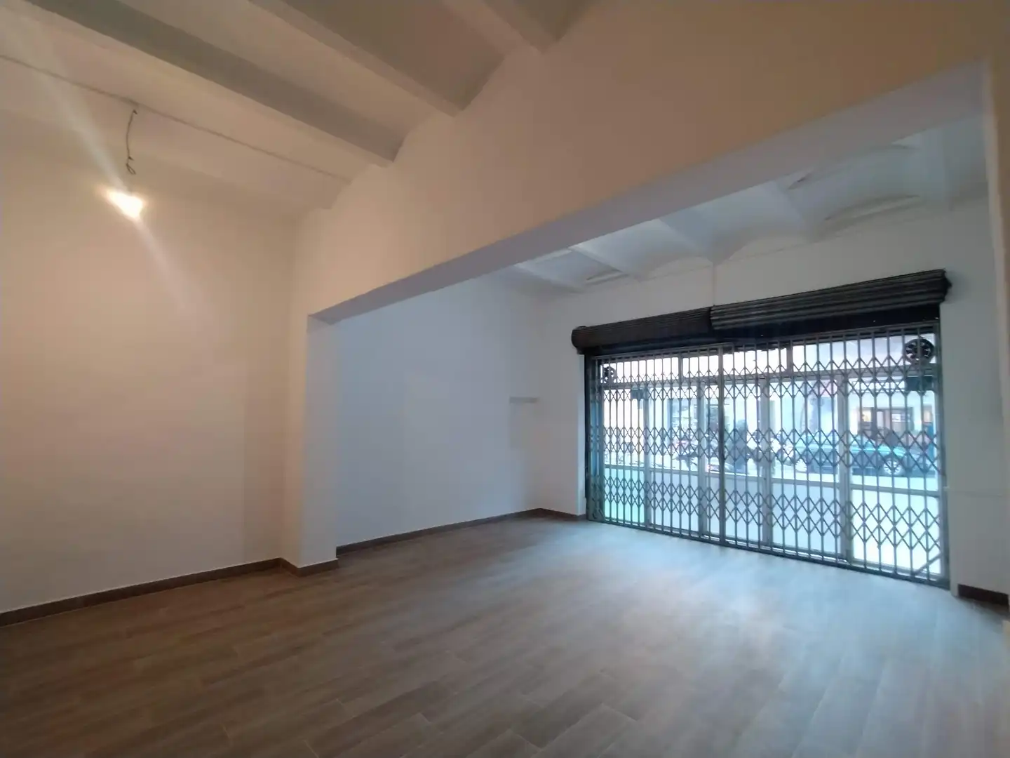 Business premises for sale in Horta - Guinardó