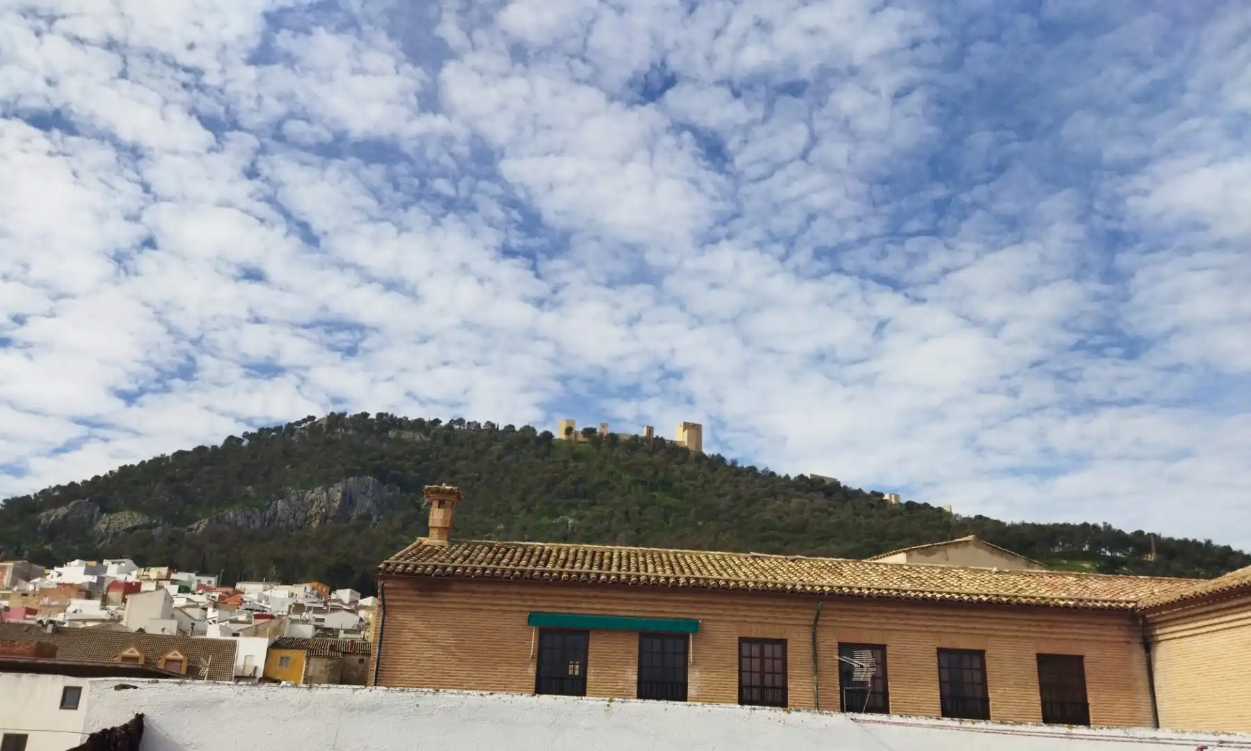 Außenansicht von Maisonette zum Verkauf in Jaén mit Klimaanlage, Heizung und Terrasse