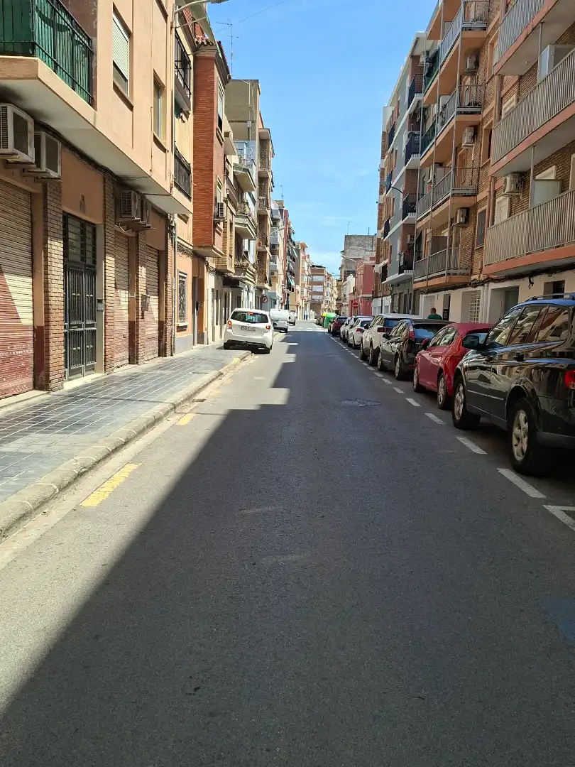 Exterior view of Flat for rent in Valencia  with Furnished, Oven and TV