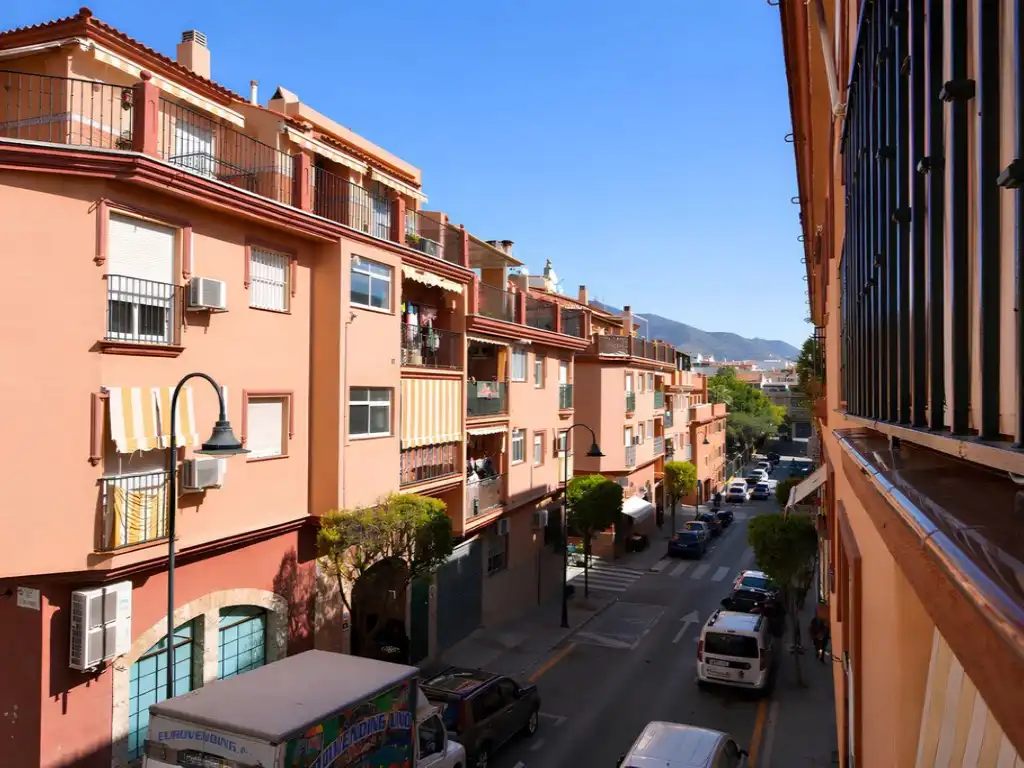 Vista exterior de Piso en venta en Mijas con Aire acondicionado, Terraza y Amueblado