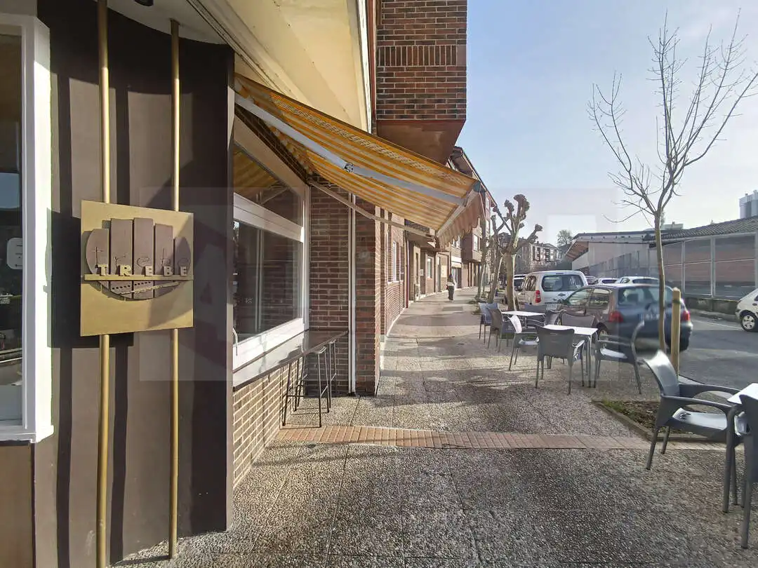 Local comercial en venda a Kaputxinoak / Capuchinos - Galtzaraborda