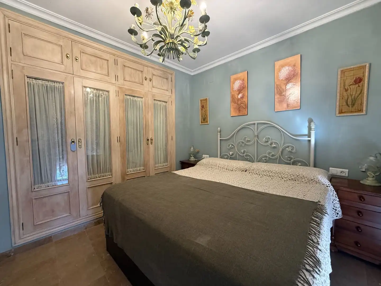 Habitación de Casa adosada en venta en Aljaraque con Aire acondicionado, Terraza y Piscina comunitaria