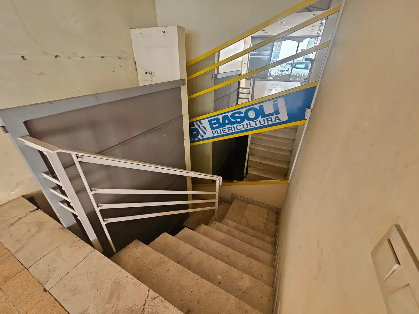 Business premises for sale in Carrer MARTI GRIVE, imagen 21