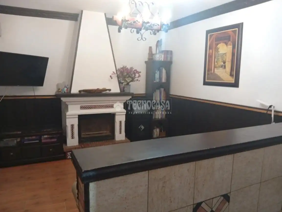 Casa adosada en venta en Coria del Río
