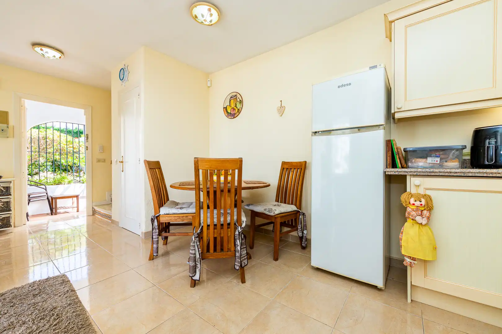 Küche von Einfamilien-Reihenhaus zum Verkauf in Mijas mit Klimaanlage, Terrasse und Schwimmbad
