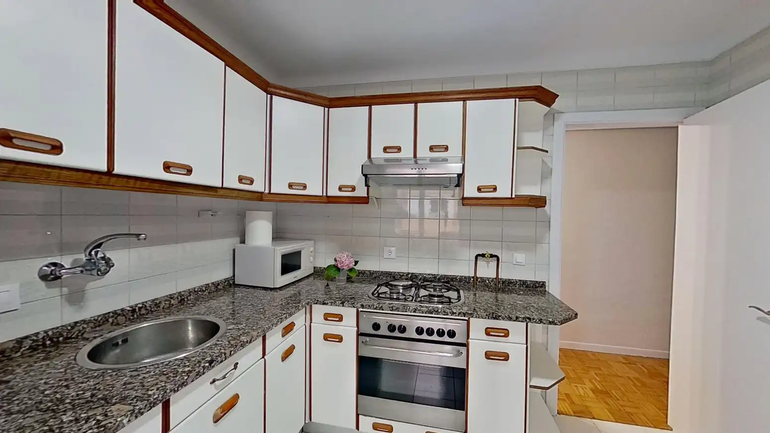 Cocina de Piso en venta en Santander con Calefacción, Jardín privado y Trastero