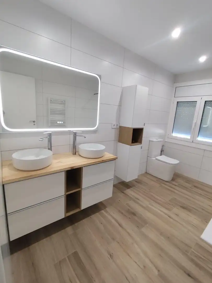 Baño de Casa o chalet de alquiler en Lliçà d'Amunt con Aire acondicionado, Calefacción y Jardín privado