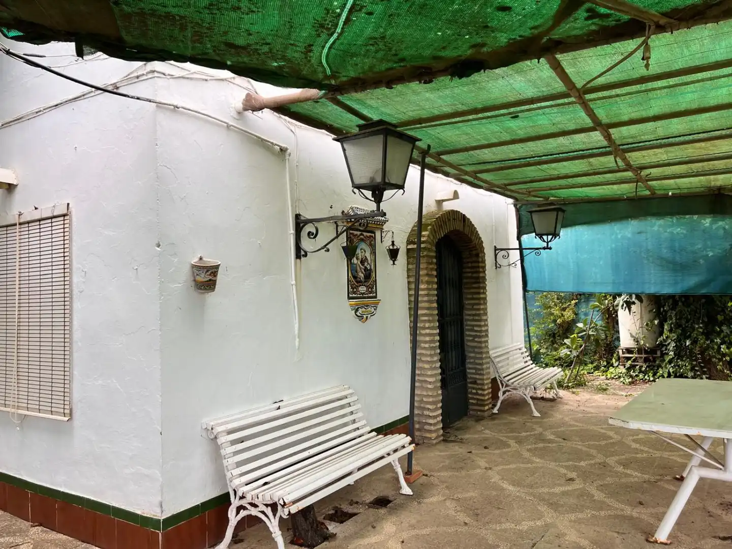 Vista exterior de Casa o chalet en venta en Los Palacios y Villafranca con Piscina