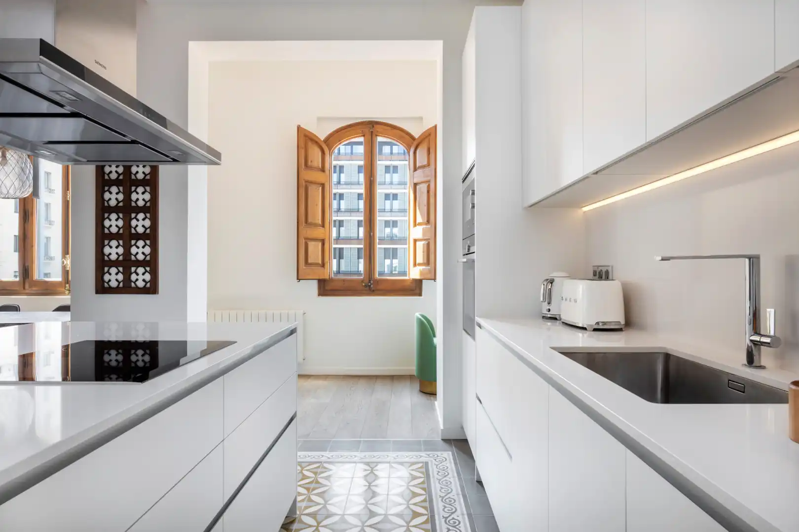 Kitchen of Apartments for rent in Barcelona  with Air Conditioner, Heating and Terrace