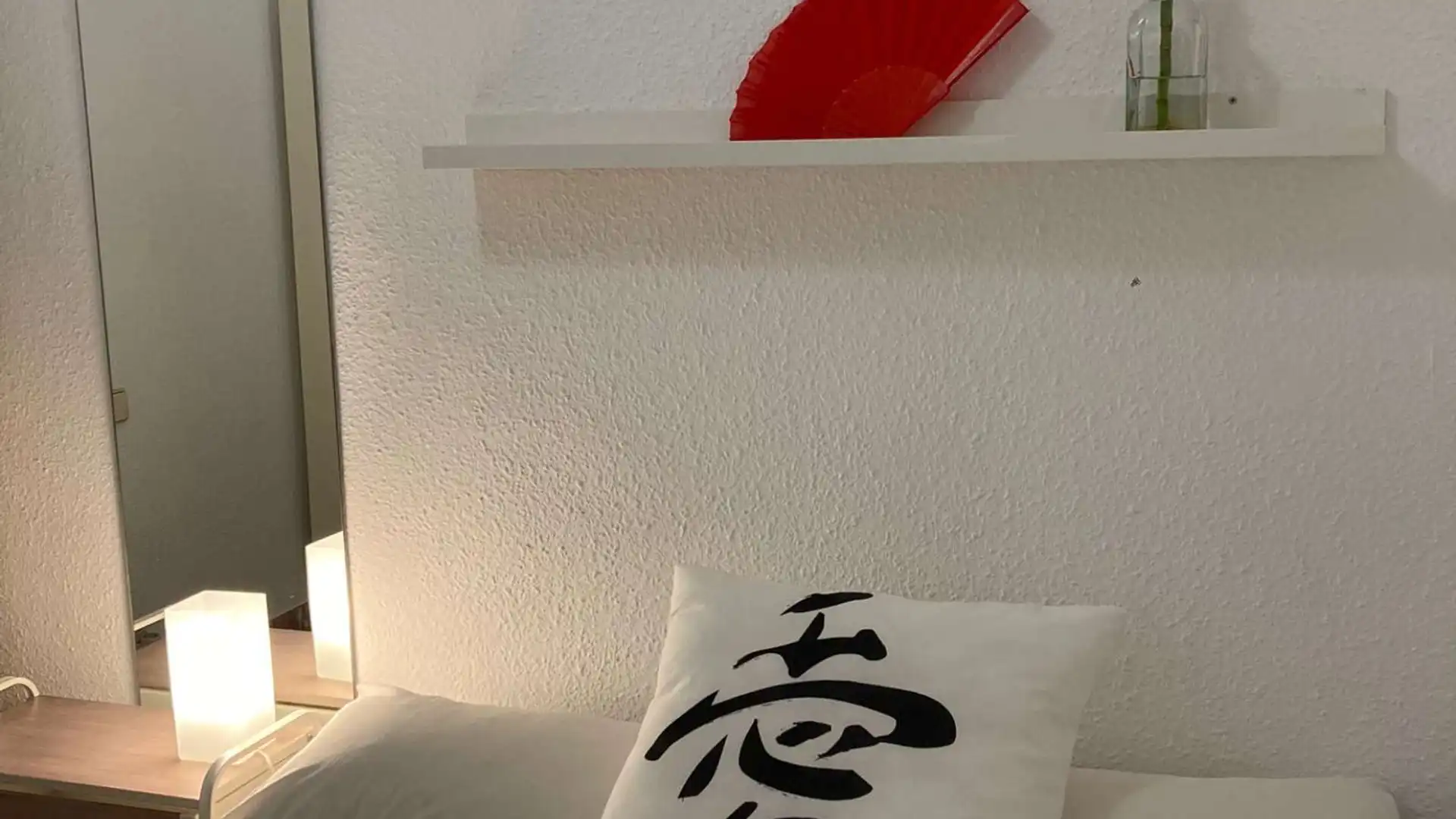 Habitación de Piso para compartir en  Barcelona Capital con Aire acondicionado, Calefacción y Terraza