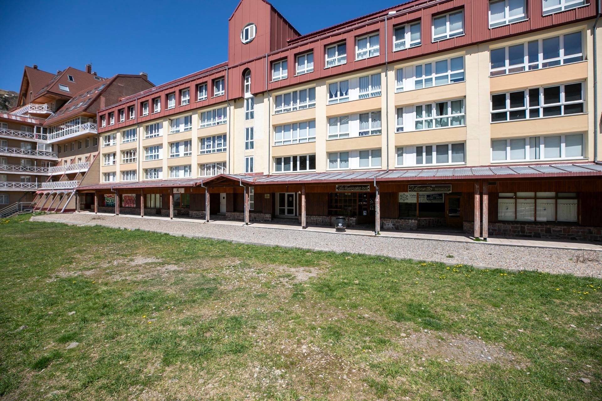 Exterior view of Flat for sale in Jaca  with Heating and Storage room