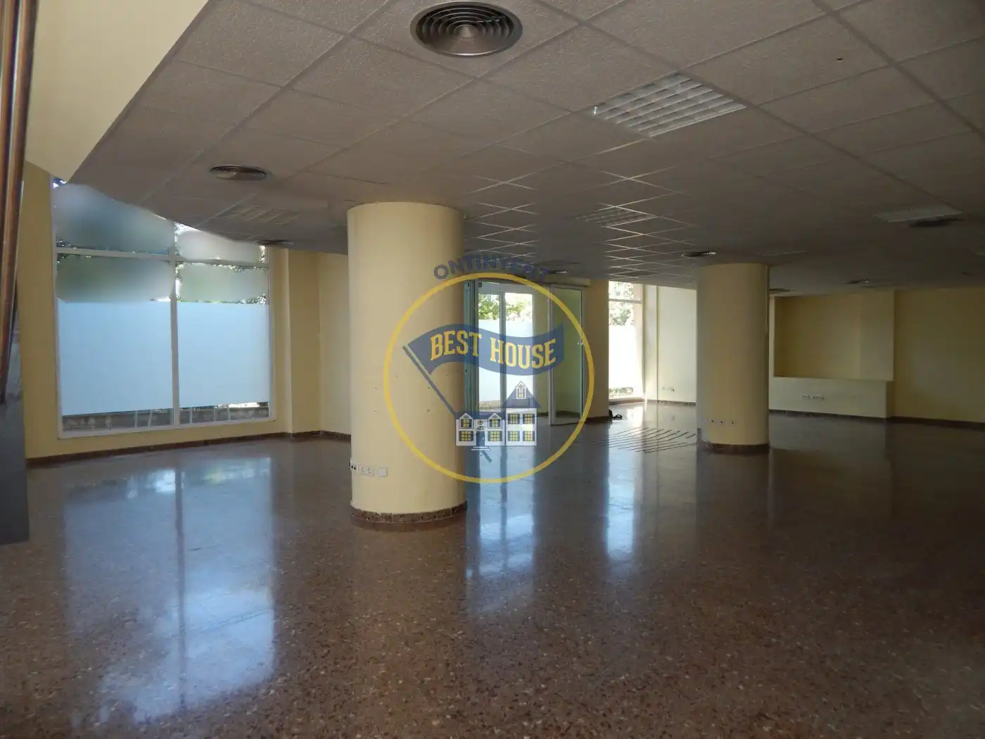 Business premises for sale in Sant Josep - Zona Hospital, imagen 5
