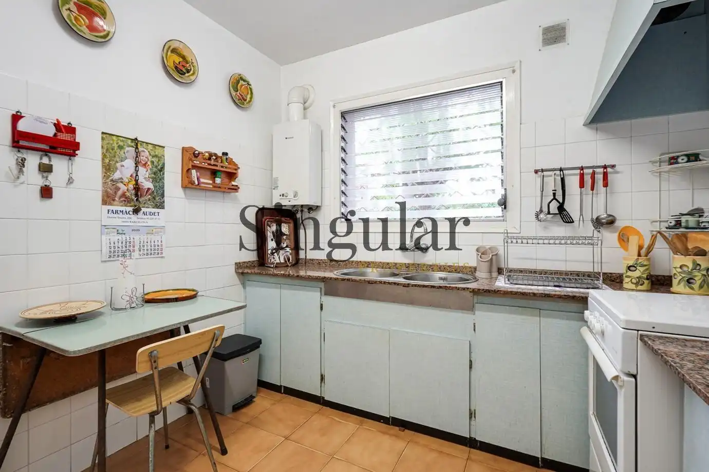 Cuina de Casa o xalet en venda en Castelldefels amb Jardí privat i Terrassa