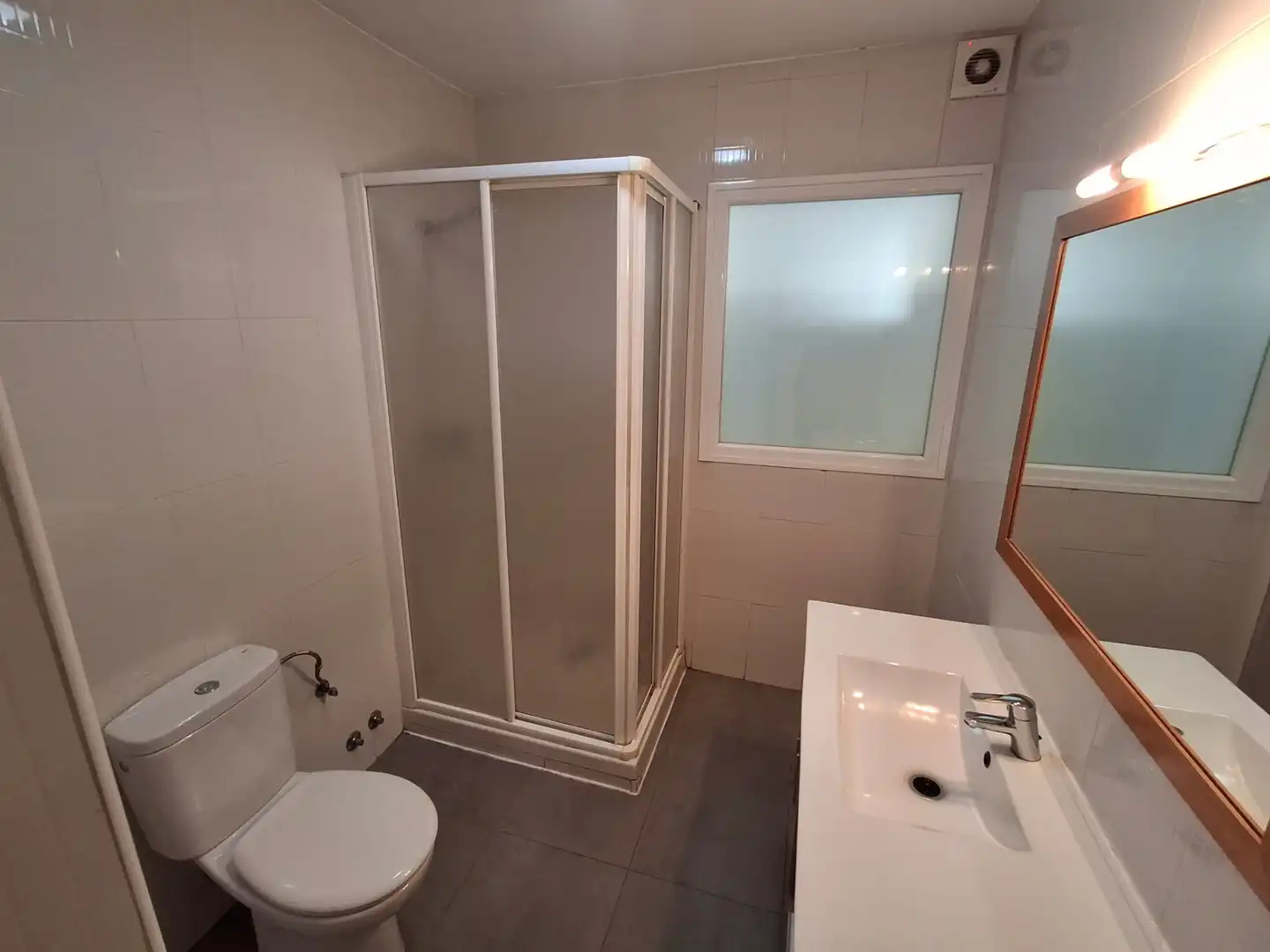 Baño de Piso en venta en Móstoles con Aire acondicionado, Calefacción y Parquet