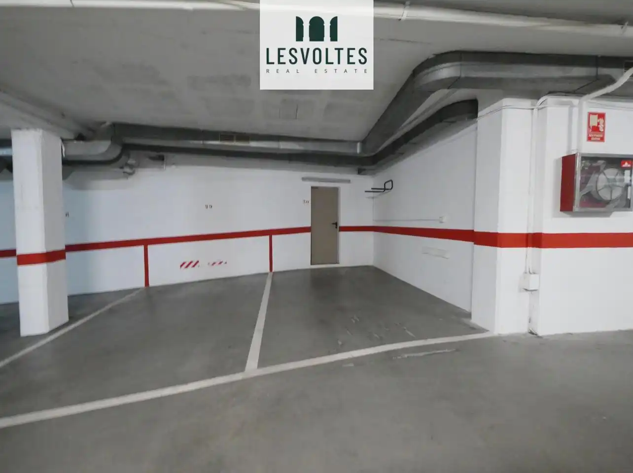 Parking for sale in calle de la Tarongeta, imagen 6