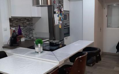 Kitchen of Flat for sale in  Valencia Capital  with Air Conditioner and Balcony