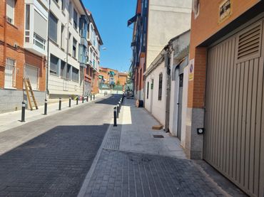 Pis amb balcó en venda a Calle de Paca Díaz 9