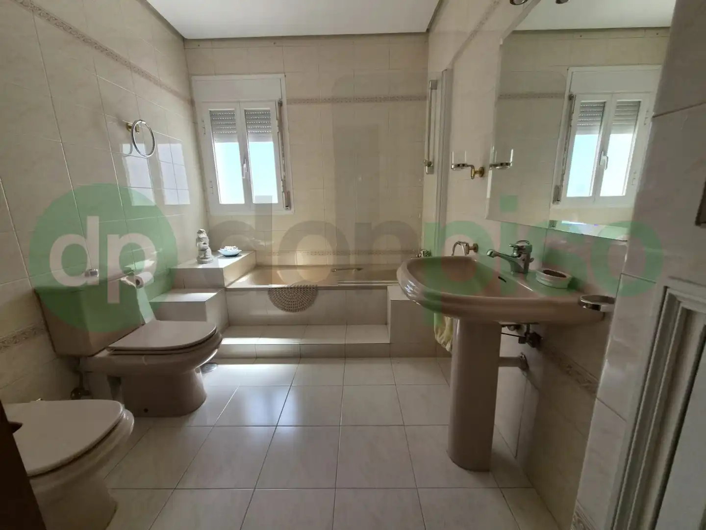 Baño de Piso en venta en Madrid con Aire acondicionado, Calefacción y Terraza