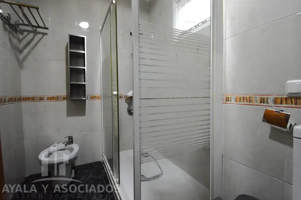 Bany de Casa o xalet en venda en Cartagena amb Aire condicionat, Calefacció i Jardí privat