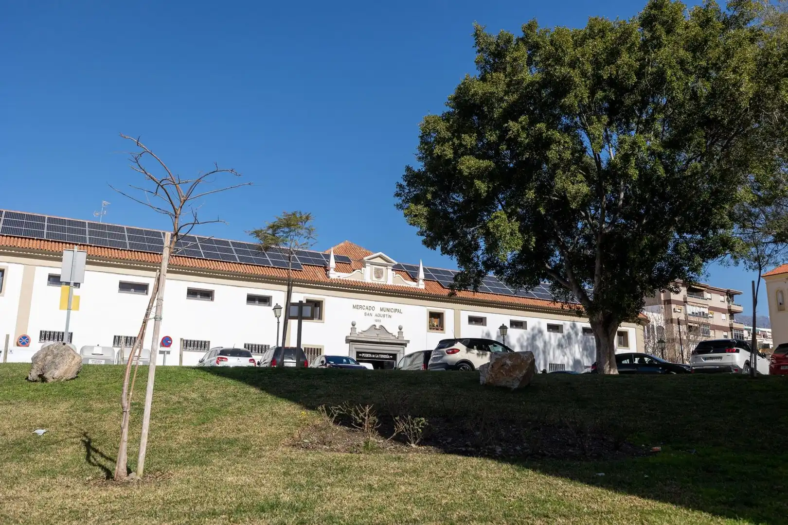 Vista exterior de Pis en venda en Motril amb Calefacció, Terrassa i Balcó